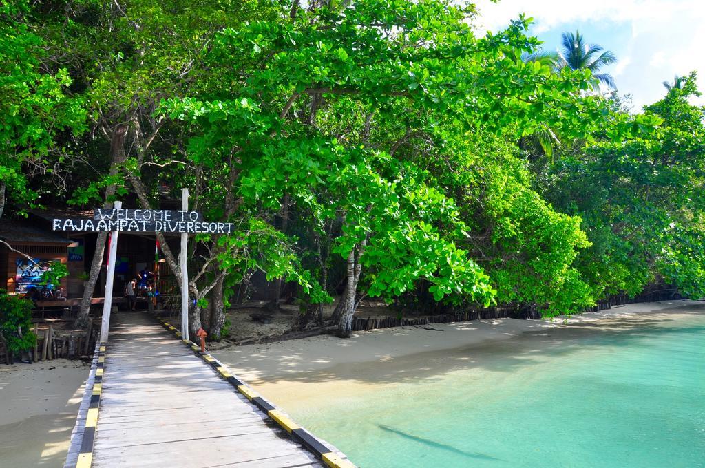 Raja Ampat Dive Resort Tapokreng Εξωτερικό φωτογραφία