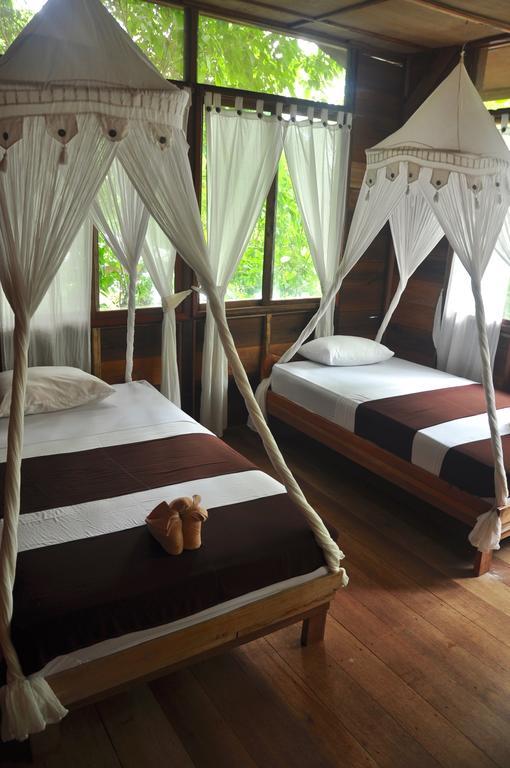 Raja Ampat Dive Resort Tapokreng Εξωτερικό φωτογραφία
