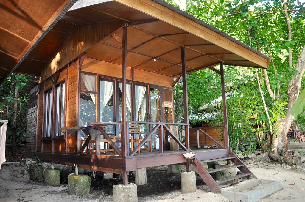 Raja Ampat Dive Resort Tapokreng Εξωτερικό φωτογραφία